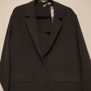 Fabletics: Oversized Black Blazer And Matching Pants